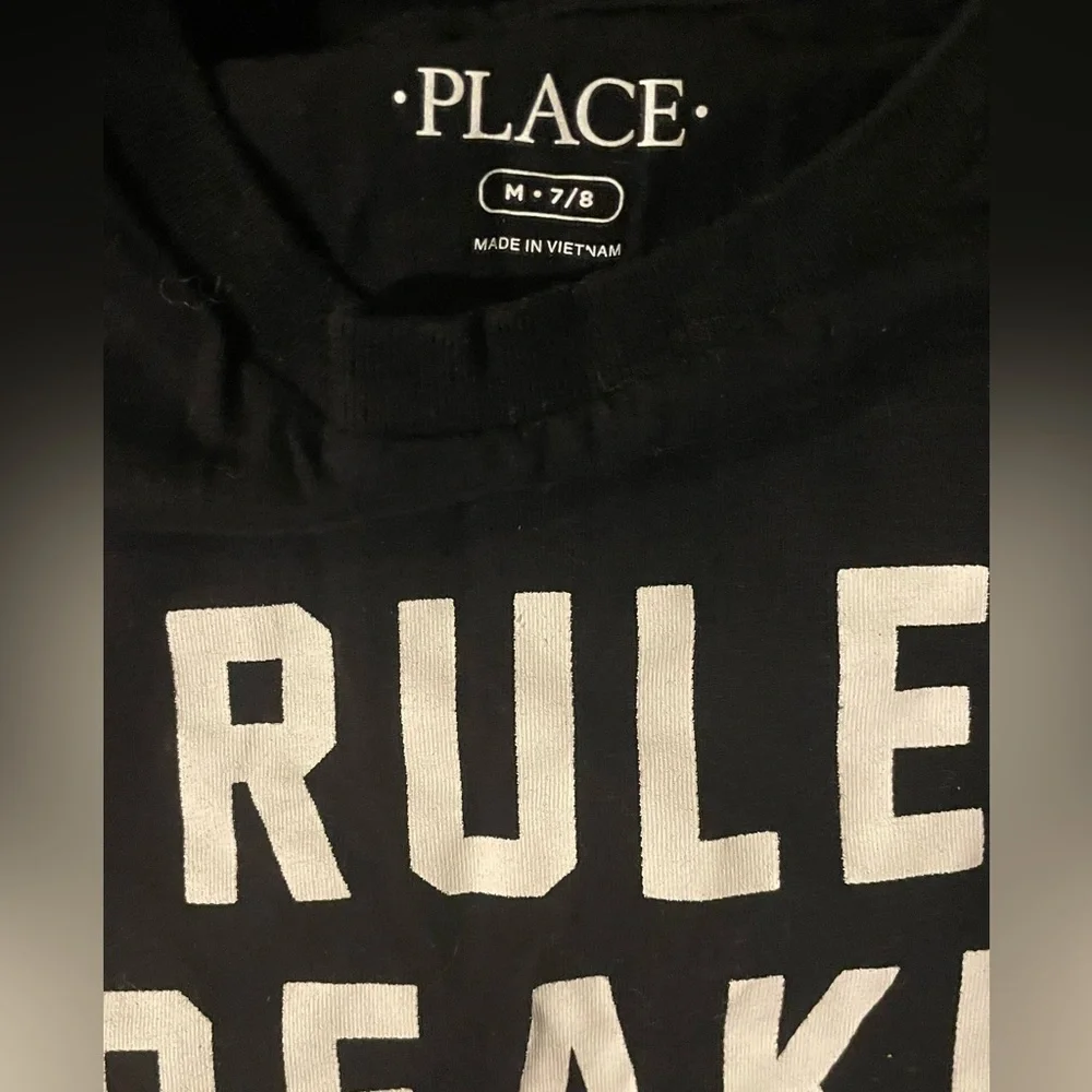 The Children’s Place 3 piece Graphic family tee set.  1 Adult Large 2 Kids M 7/8